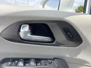 Chrysler Pacifica 2020 Touring L 4p Minivan