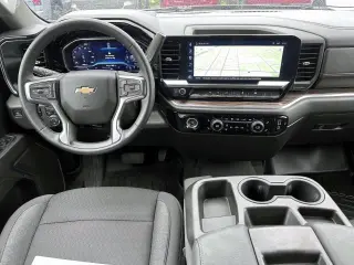 Chevrolet Silverado 1500 2024 4x4 LT 4dr Crew Cab 5.8 ft. SB con 2FL