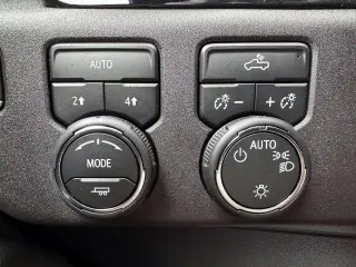 Chevrolet Silverado 1500 2024 4x4 LT 4dr Crew Cab 5.8 ft. SB con 2FL