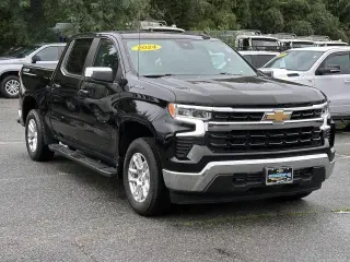 Chevrolet Silverado 1500 2024 4x4 LT 4dr Crew Cab 5.8 ft. SB con 2FL