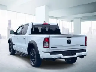 Ram 1500 2021 4x4 Big Horn 4p. Cabina de Tripulacion 5.6 ft. SB Camioneta