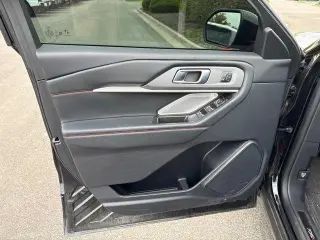 Ford Explorer 2025 AWD ST 4p SUV