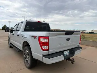 Ford F-150 2022 4x4 XL 4p SuperCrew 5.5 ft. CB