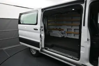 Ford Transit 2025 250 3p SWB Low Roof Cargo Van