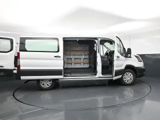 Ford Transit 2025 250 3p SWB Low Roof Cargo Van