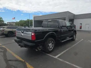 Ford F-250 Super Duty 2016 4x4 Platinum 4p. Cabina Crew 6.8 pies. SB Camion