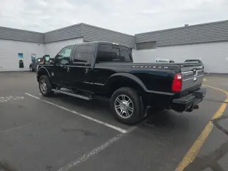 Ford F-250 Super Duty 2016 4x4 Platinum 4p. Cabina Crew 6.8 pies. SB Camion