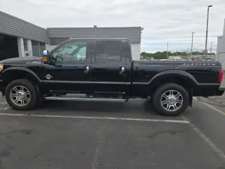 Ford F-250 Super Duty 2016 4x4 Platinum 4p. Cabina Crew 6.8 pies. SB Camion