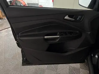 Ford Escape 2016 SE 4p SUV