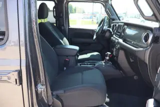 Jeep Wrangler Unlimited 2021 4x4 Sahara 4p SUV