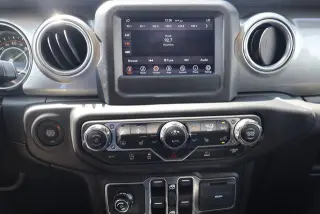 Jeep Wrangler Unlimited 2021 4x4 Sahara 4p SUV