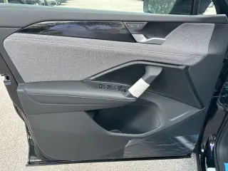 Volkswagen Tiguan 2025 S 4p SUV