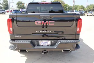 GMC Sierra 1500 2019 4x4 Denali 4p Crew Cab 6.6 ft. SB
