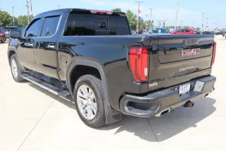GMC Sierra 1500 2019 4x4 Denali 4p Crew Cab 6.6 ft. SB