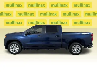 Chevrolet Silverado 1500 2021 4x4 Custom 4p Camioneta de Cabina Completa 5.8 ft. SB