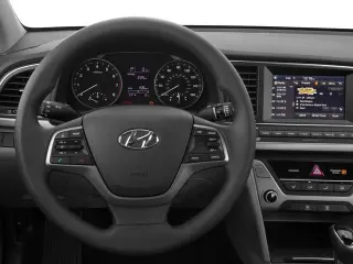 Hyundai ELANTRA 2018 SEL 4p Sedan (EE. UU.)