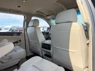 GMC Yukon 2017 4x4 Denali 4p SUV