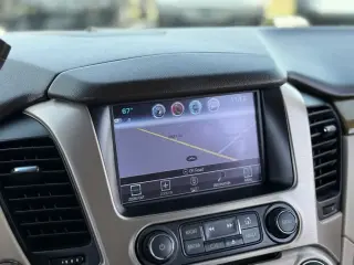 GMC Yukon 2017 4x4 Denali 4p SUV