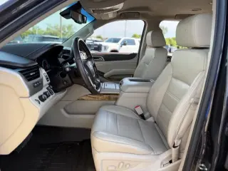 GMC Yukon 2017 4x4 Denali 4p SUV