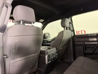 Ford F-150 2018 4x4 XLT 4p SuperCrew 5.5 ft. CB