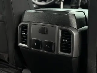 Ford F-150 2019 4x4 XLT 4p SuperCrew 5.5 ft. CB