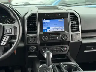 Ford F-150 2019 4x4 XLT 4p SuperCrew 5.5 ft. CB