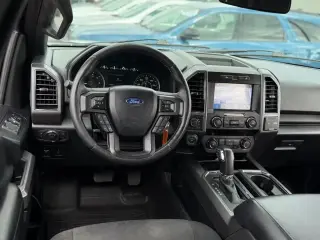 Ford F-150 2019 4x4 XLT 4p SuperCrew 5.5 ft. CB