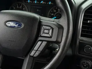Ford F-150 2019 4x4 XLT 4p SuperCrew 5.5 ft. CB