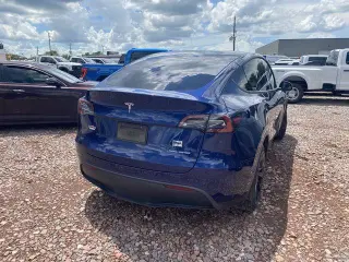 Tesla Model Y 2022 AWD Long Range 4p Crossover
