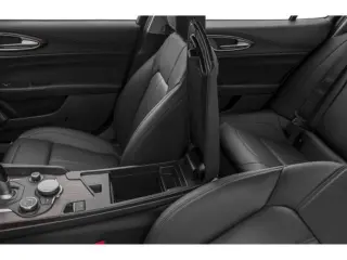 Alfa Romeo Giulia 2019 AWD Base 4p Sedan