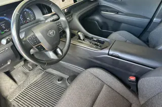 Toyota Crown 2023 AWD XLE 4p Sedan