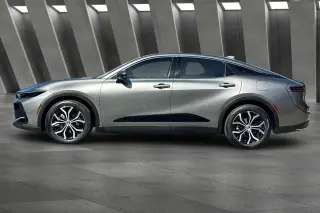 Toyota Crown 2023 AWD XLE 4p Sedan