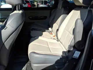 Kia Sedona 2016 EX 4p Minivan