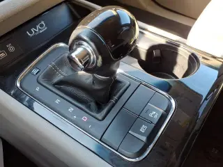 Kia Sedona 2016 EX 4p Minivan