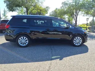 Kia Sedona 2016 EX 4p Minivan
