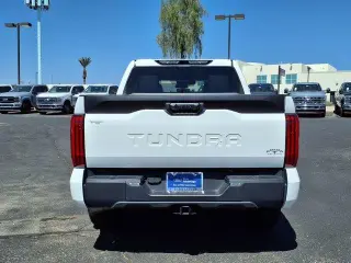 Toyota Tundra 2022 4x2 SR5 4dr CrewMax Cab Pickup SB