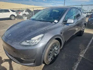 Tesla Model Y 2023 AWD Long Range 4p Crossover