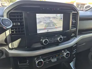 Ford F-150 2022 4x2 XLT 4p SuperCrew 5.5 pie SB