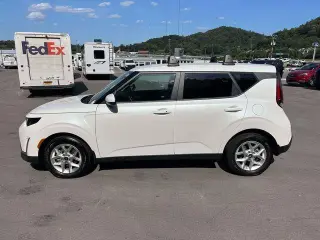 Kia Soul 2023 S 4p Crossover