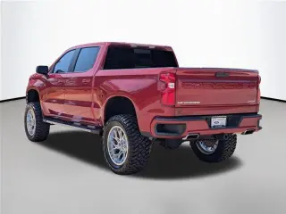 Chevrolet Silverado 1500 2020 4x4 RST 4p Cabina Extendida de Tripulación 5.8 ft. CB