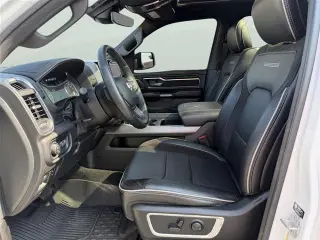Ram 1500 2022 4x4 Laramie 4p Cabina de Tripulante 5.6 ft. ST Pickup