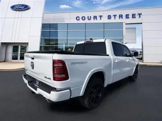 Ram 1500 2022 4x4 Laramie 4p Cabina de Tripulante 5.6 ft. ST Pickup