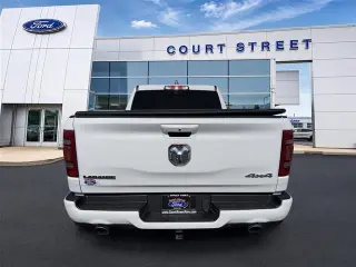Ram 1500 2022 4x4 Laramie 4p Cabina de Tripulante 5.6 ft. ST Pickup