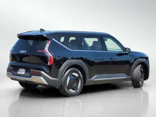 Kia EV9 2024 AWD Wind 4p SUV