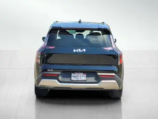 Kia EV9 2024 AWD Wind 4p SUV