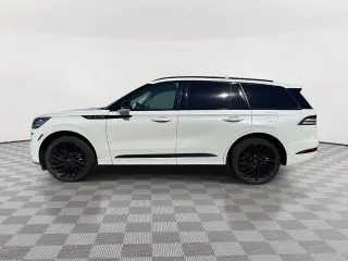 Lincoln Aviator 2023 AWD Reserve 4p SUV