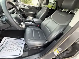Ford Explorer 2025 AWD Active 4dr SUV