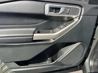 Ford Explorer 2023 AWD XLT 4p SUV