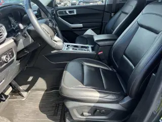 Ford Explorer 2023 AWD XLT 4p SUV