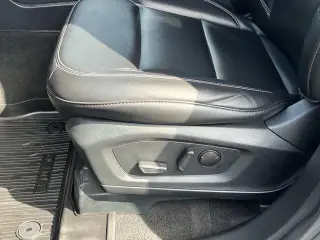 Ford Explorer 2023 AWD XLT 4p SUV